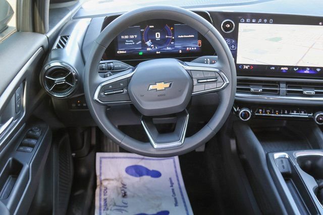 New 2026 Chevrolet Equinox EV LT image 13