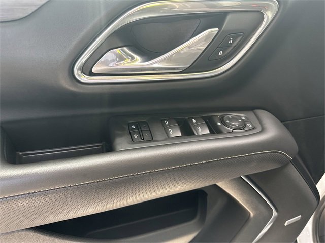 Used 2023 GMC Yukon SLT image 15