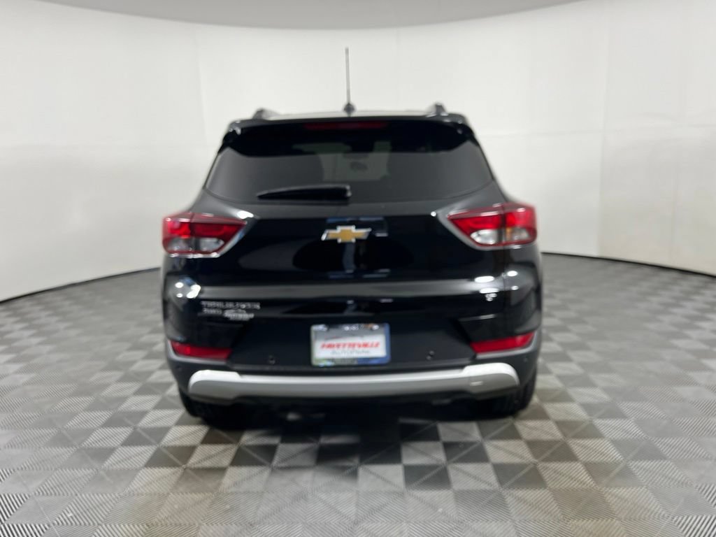Certified 2024 Chevrolet TrailBlazer LT w/ LT Cold Weather Package AWD/4WD image 7