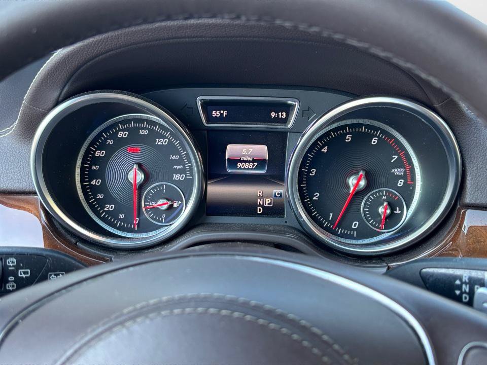 Used 2019 Mercedes-Benz GLS 450 4MATIC image 11