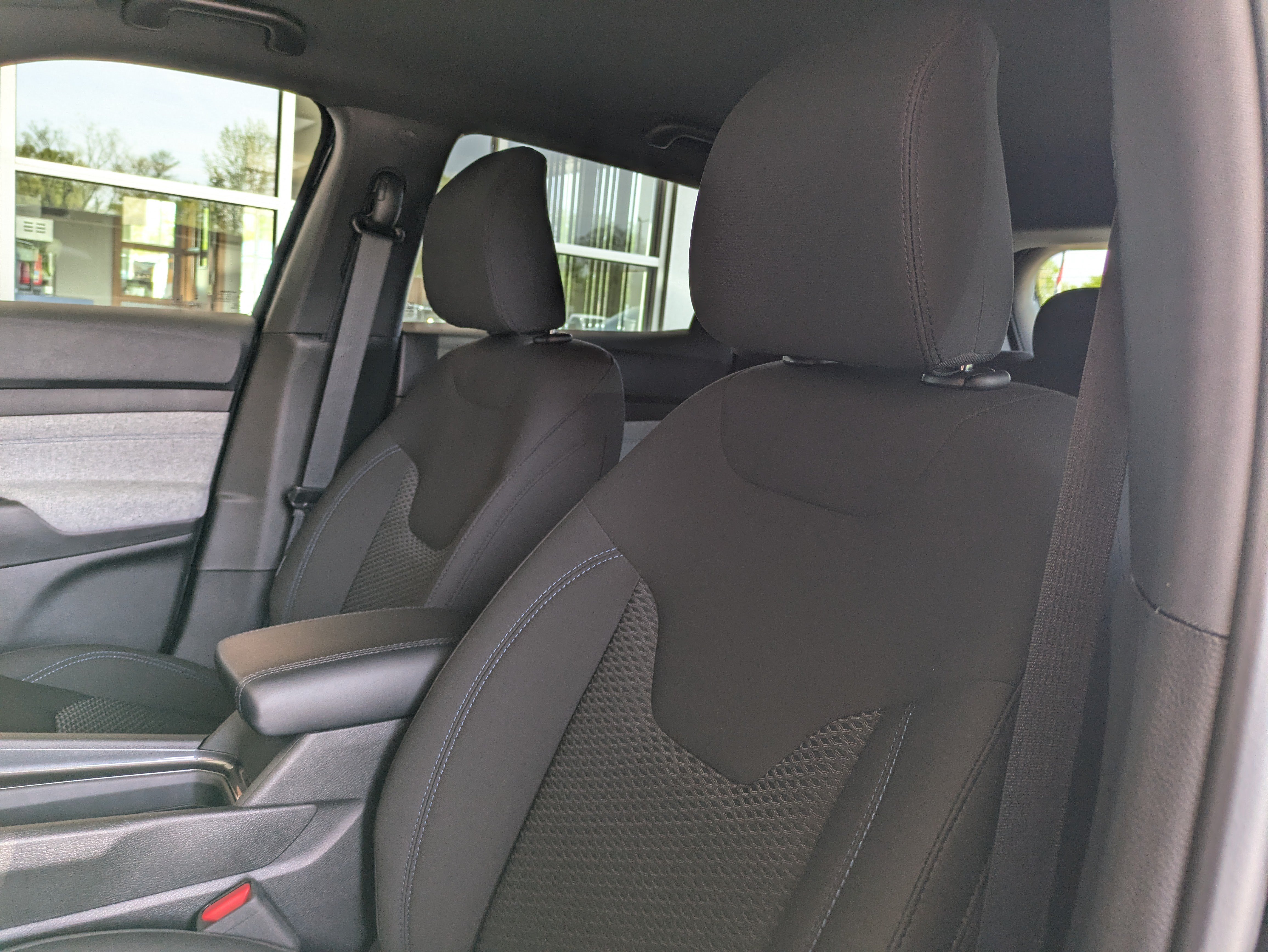 New 2025 Jeep Compass Sport AWD/4WD image 8
