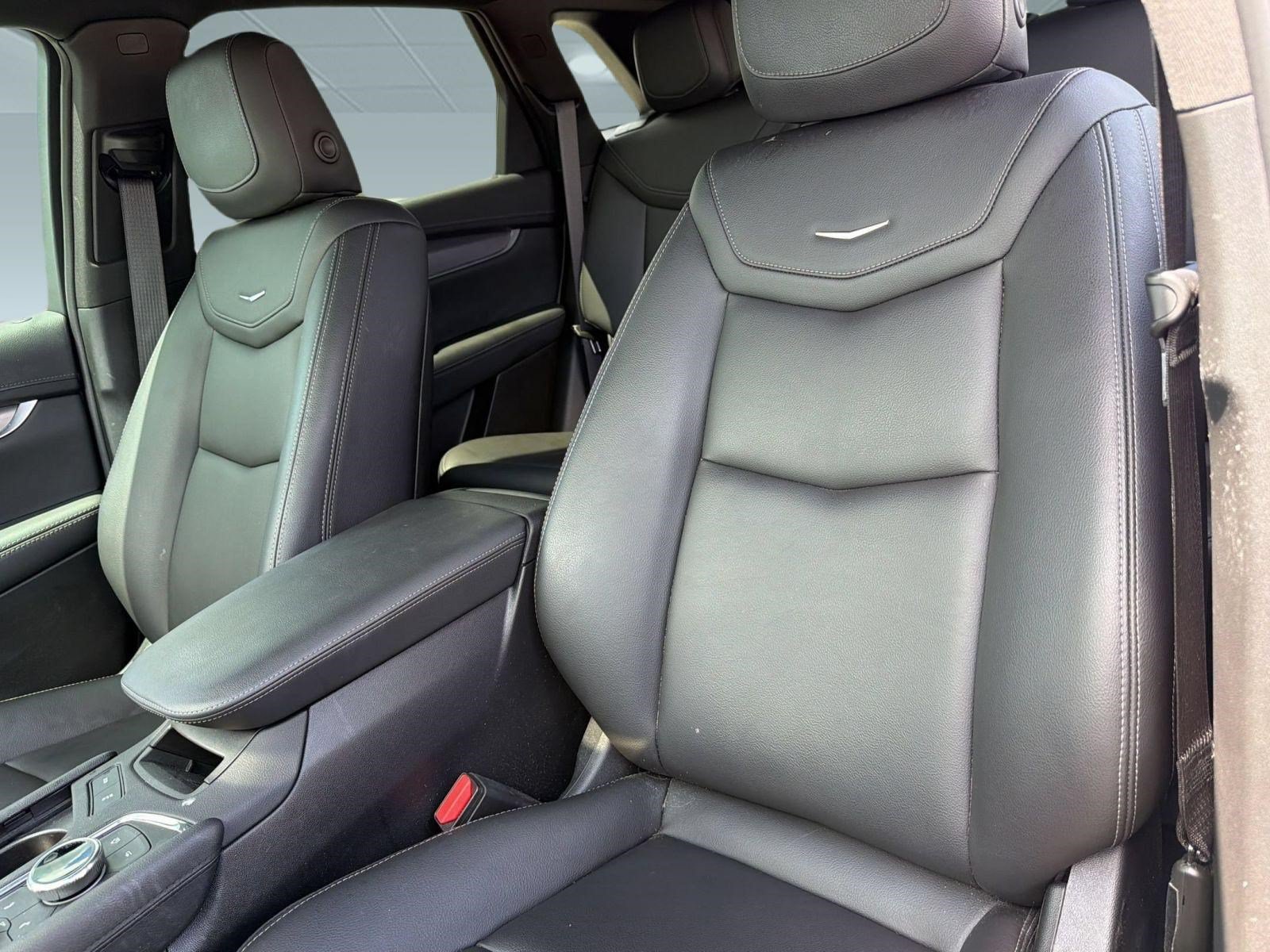 Used 2023 Cadillac XT5 Luxury FWD image 26