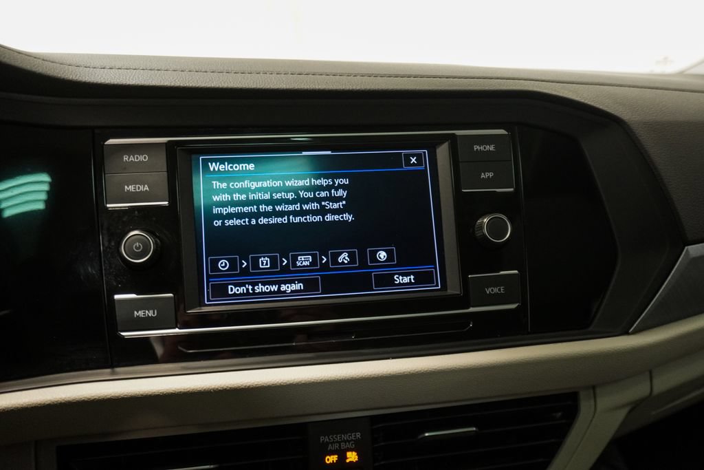 Used 2024 Volkswagen Jetta SE FWD image 19