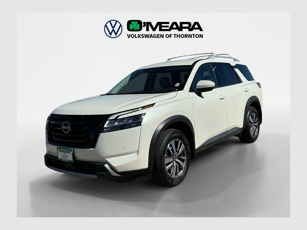 Used 2024 Nissan Pathfinder SL w/ Black Appearance Package
