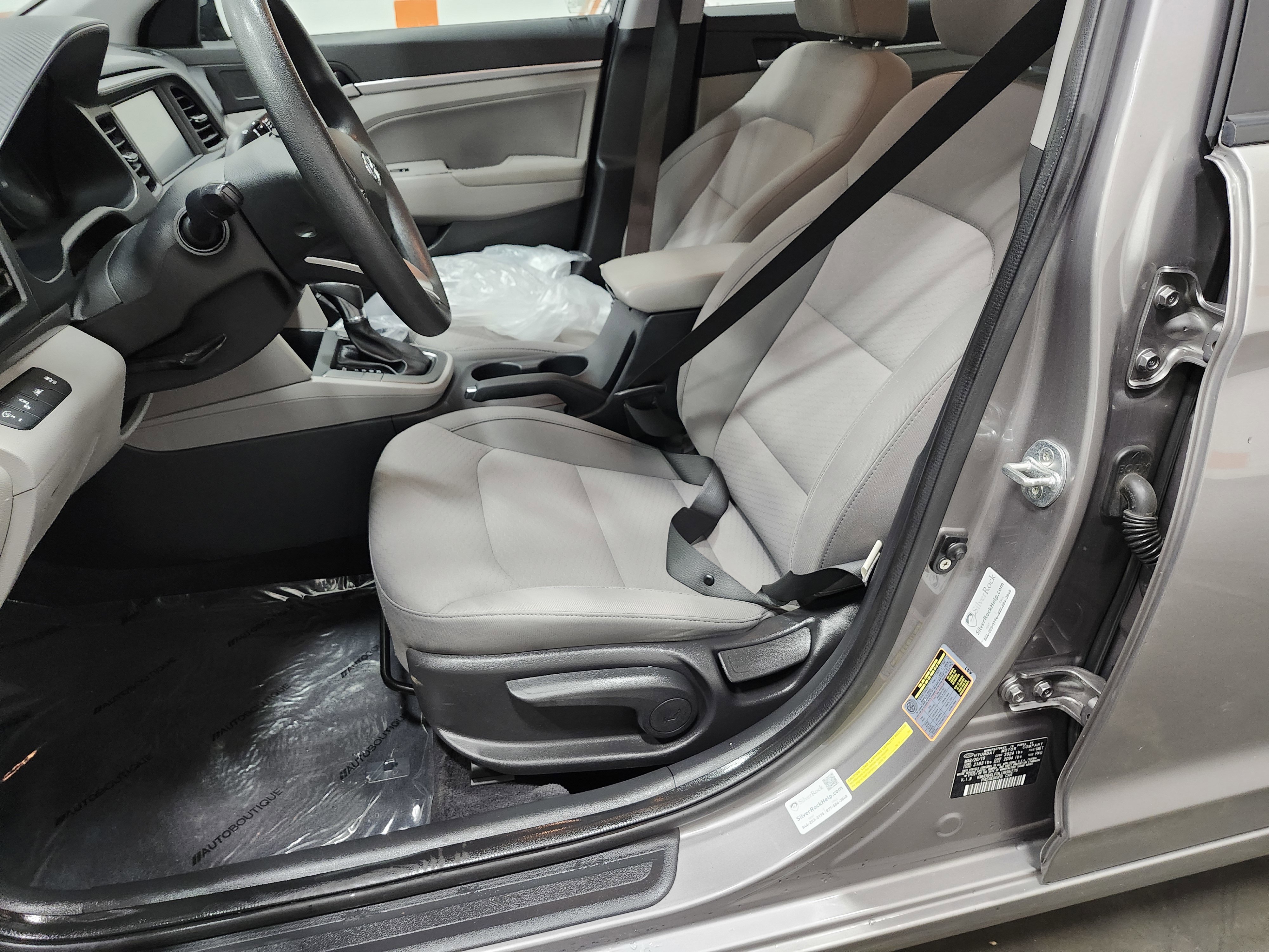 Used 2020 Hyundai Elantra SEL image 21