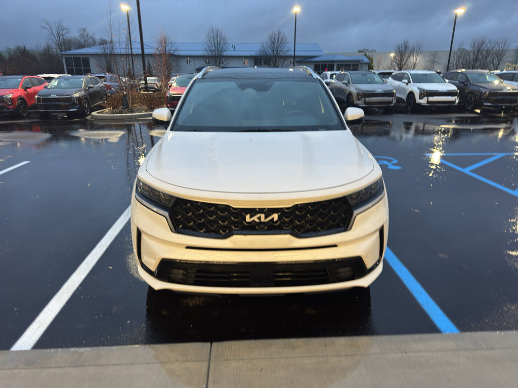 Certified 2022 Kia Sorento SX Prestige w/ Panoramic Sunroof Package image 8