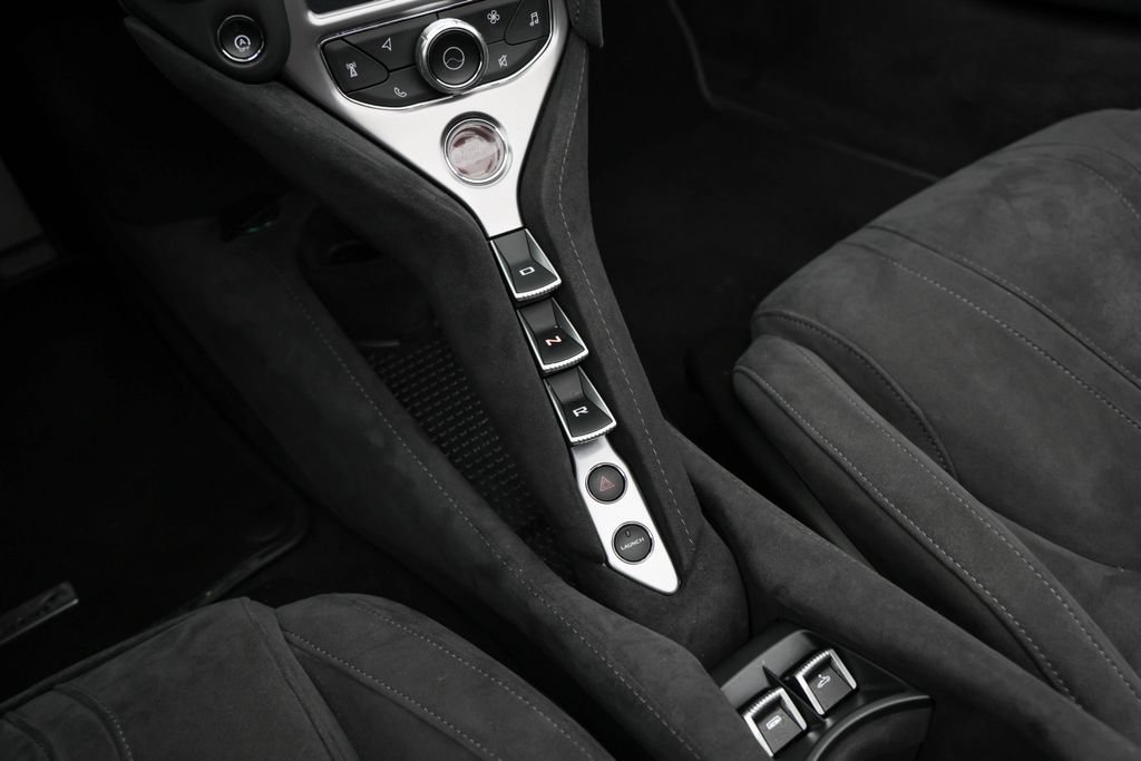 Used 2020 McLaren 720S Performance RWD image 11