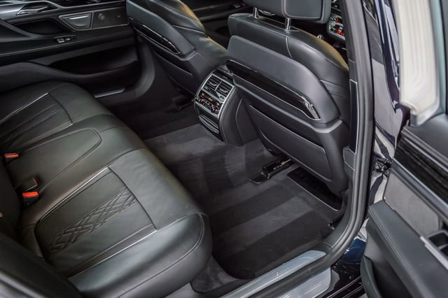 Used 2019 BMW 740i w/ Executive Package image 44