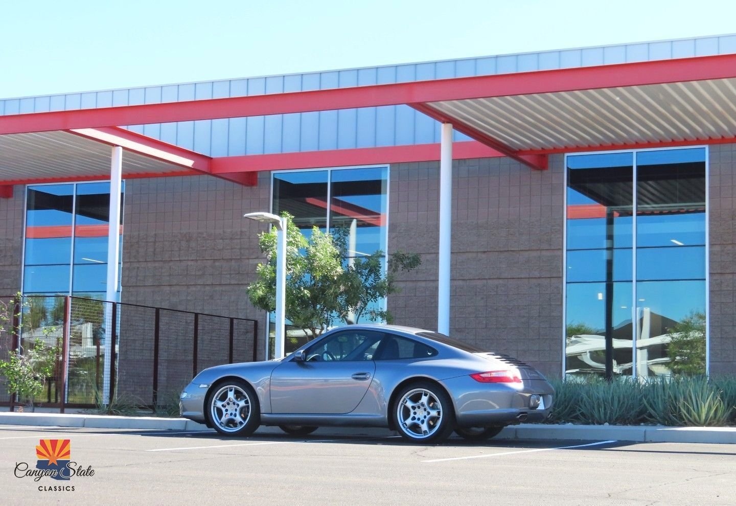 Used 2006 Porsche 911 Carrera image 4