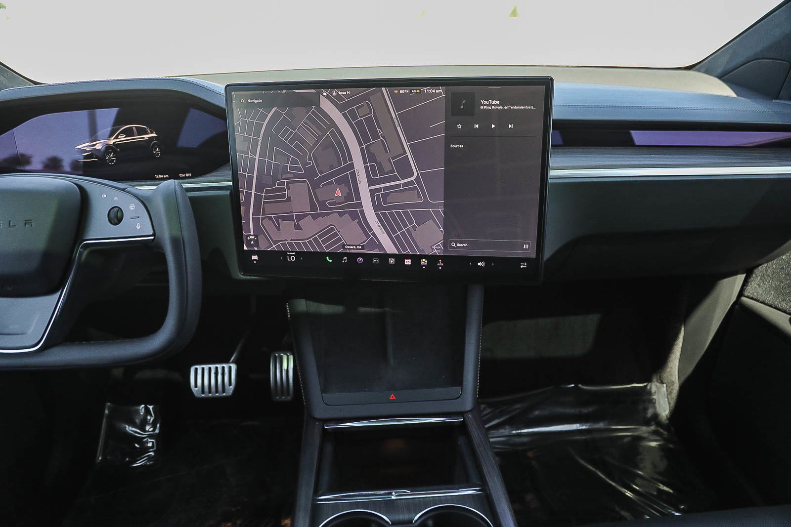 Used 2023 Tesla Model X AWD/4WD image 13