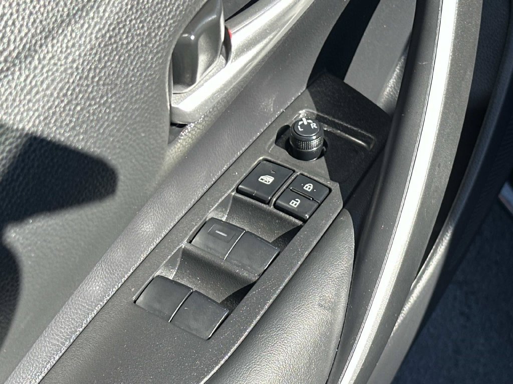Used 2024 Toyota Corolla SE FWD image 22