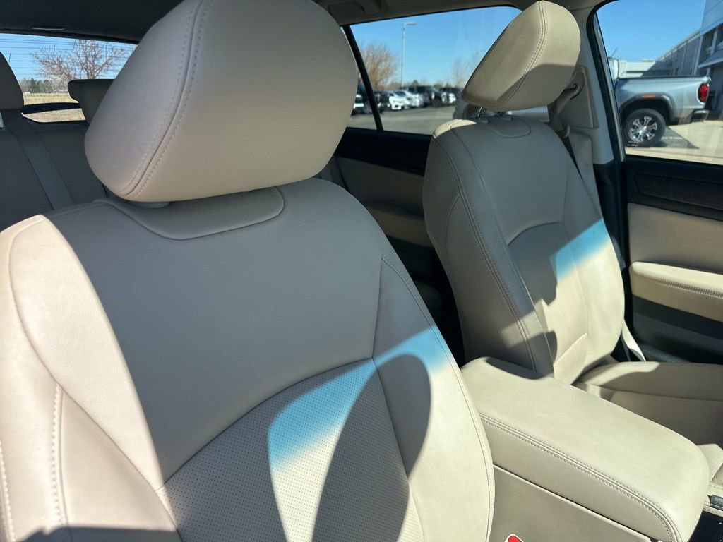 Used 2017 Subaru Outback 2.5i Limited image 32