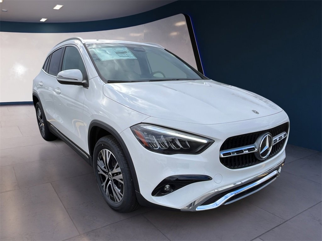 Used 2025 Mercedes-Benz GLA 250 4MATIC image 4