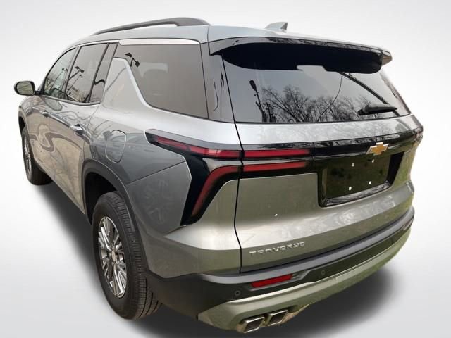 Used 2025 Chevrolet Traverse LT w/ LPO, Floor Liner Package image 7