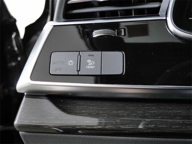 Certified 2025 Audi Q7 2.0T Premium Plus image 22