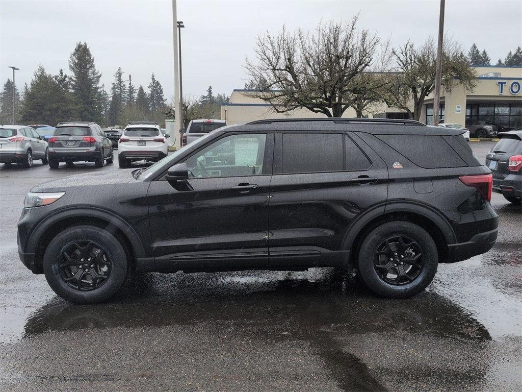Used 2022 Ford Explorer Timberline w/ Timberline Technology Package image 2