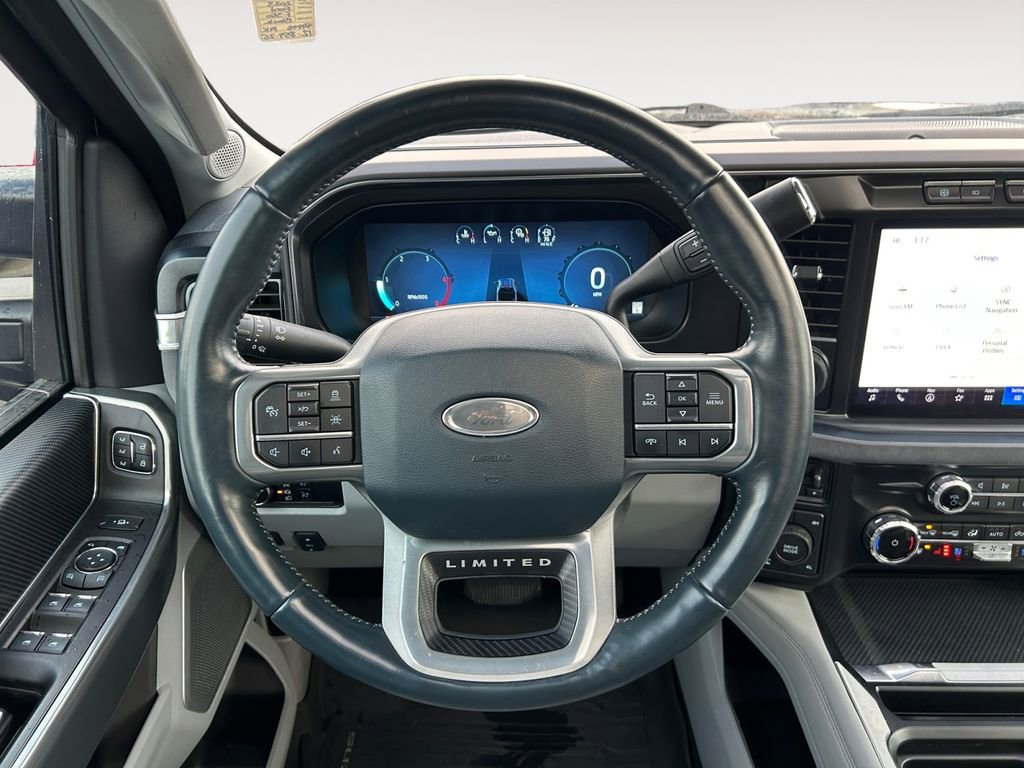 Used 2023 Ford F350 Limited image 14