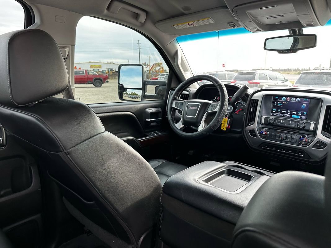 Used 2019 GMC Sierra 2500 SLT w/ Duramax Plus Package image 24