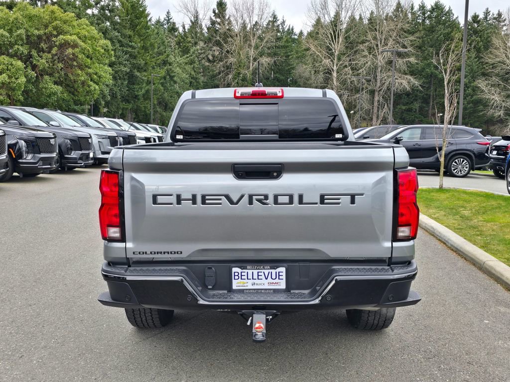 Used 2025 Chevrolet Colorado Z71 w/ Technology Package image 4