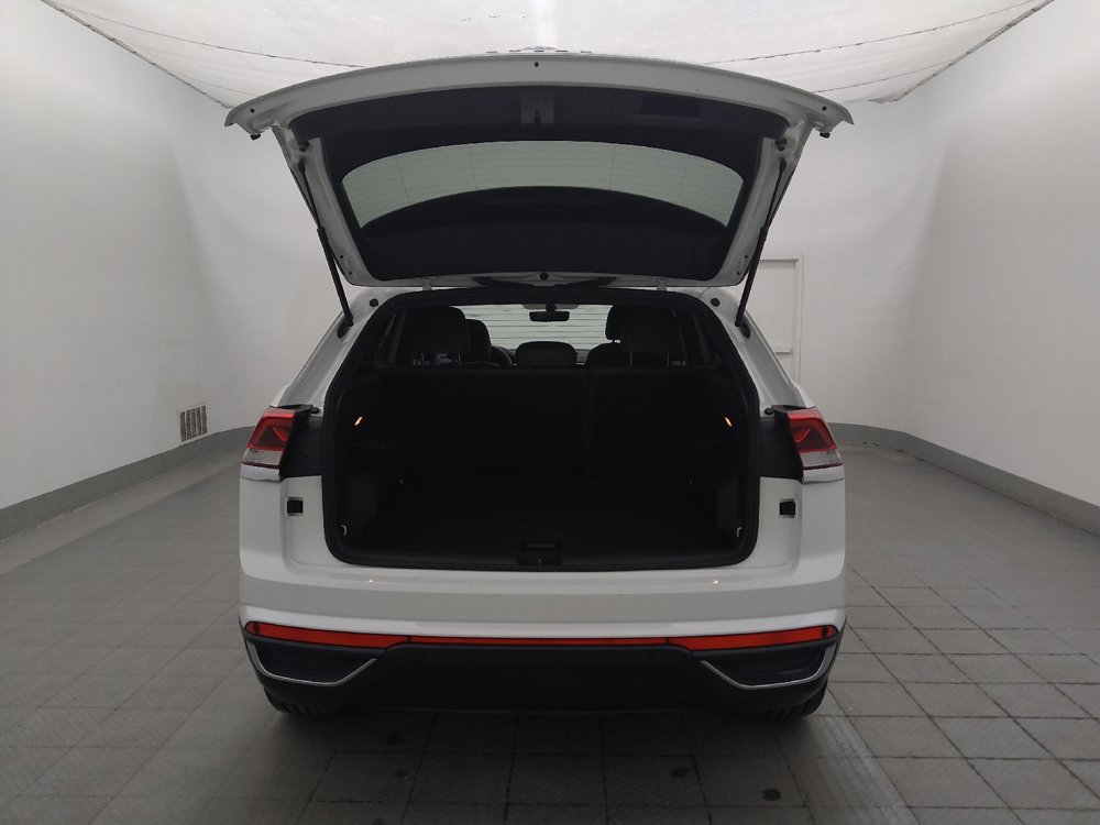 Used 2022 Volkswagen Atlas Cross Sport SE AWD/4WD image 29