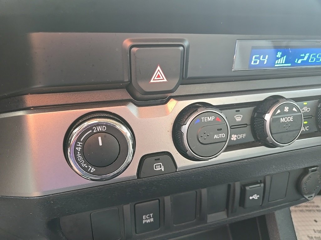 Used 2022 Toyota Tacoma SR image 56