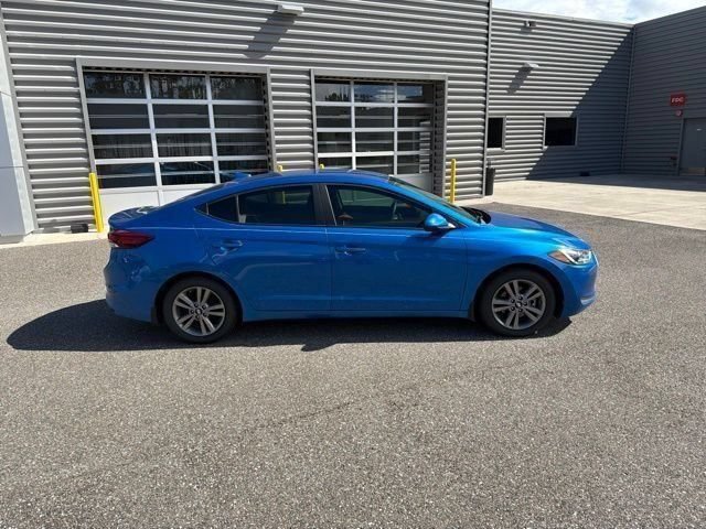 Used 2017 Hyundai Elantra SE FWD image 3