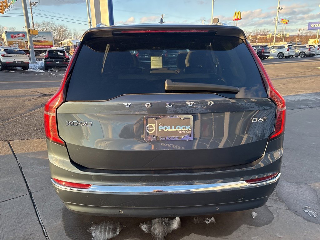 Certified 2025 Volvo XC90 B6 Plus image 6