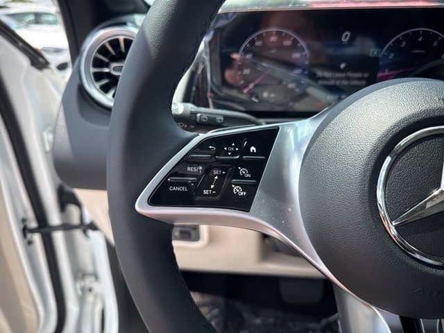 Certified 2025 Mercedes-Benz GLB 250 image 14
