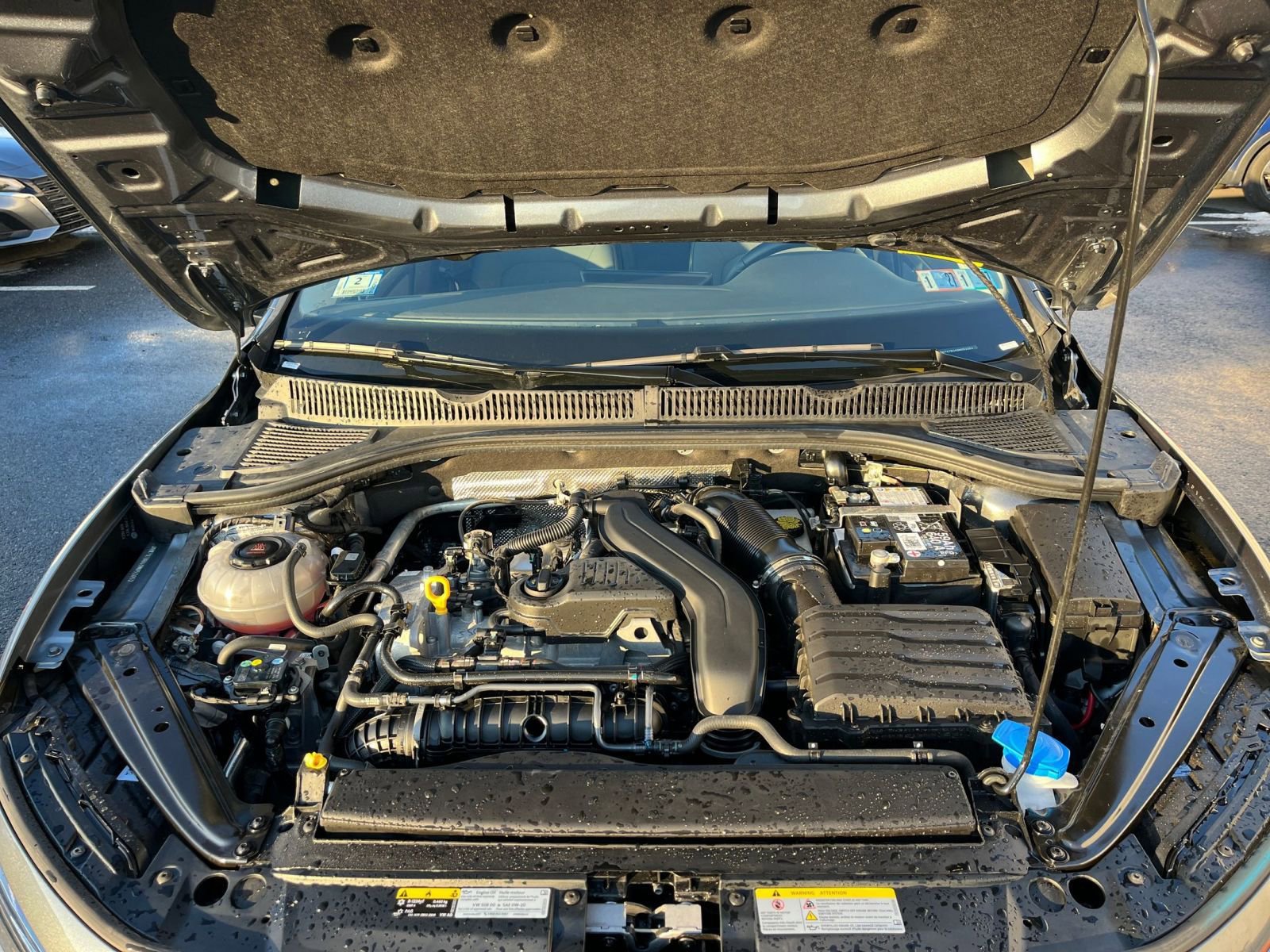 Used 2025 Volkswagen Jetta SE image 32