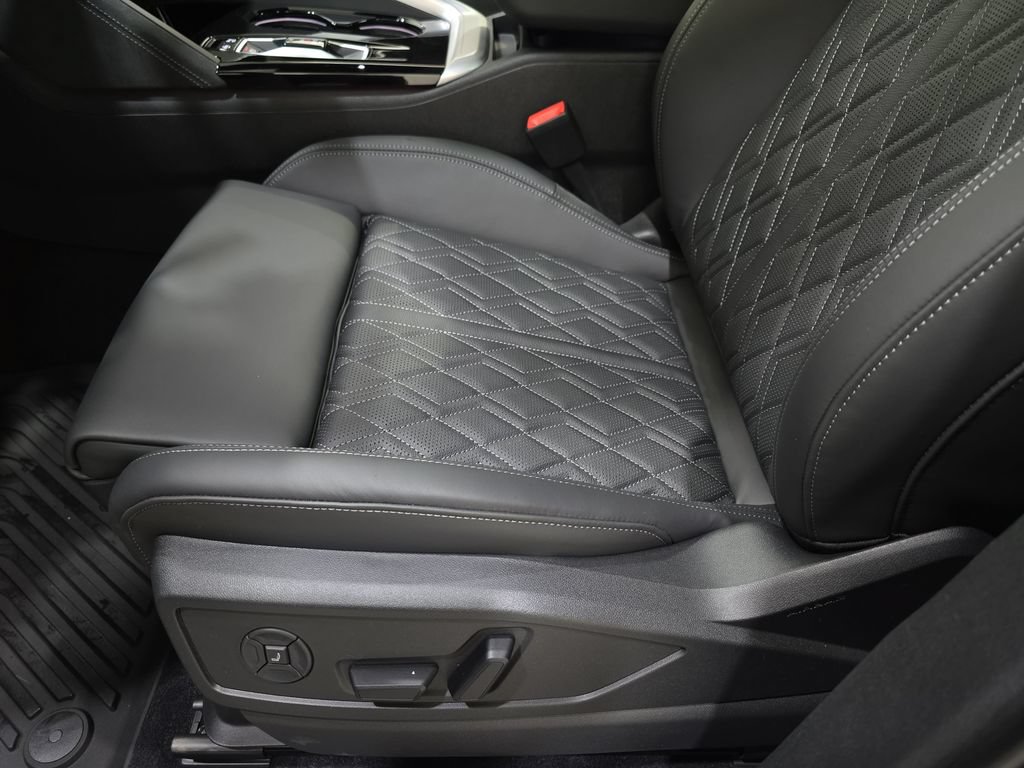 New 2026 Audi SQ5 Premium Plus AWD/4WD image 27