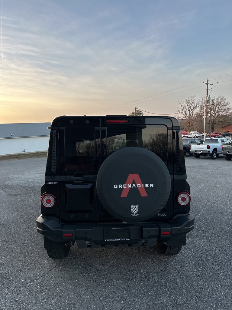 Used 2024 INEOS Grenadier Fieldmaster Edition image 6