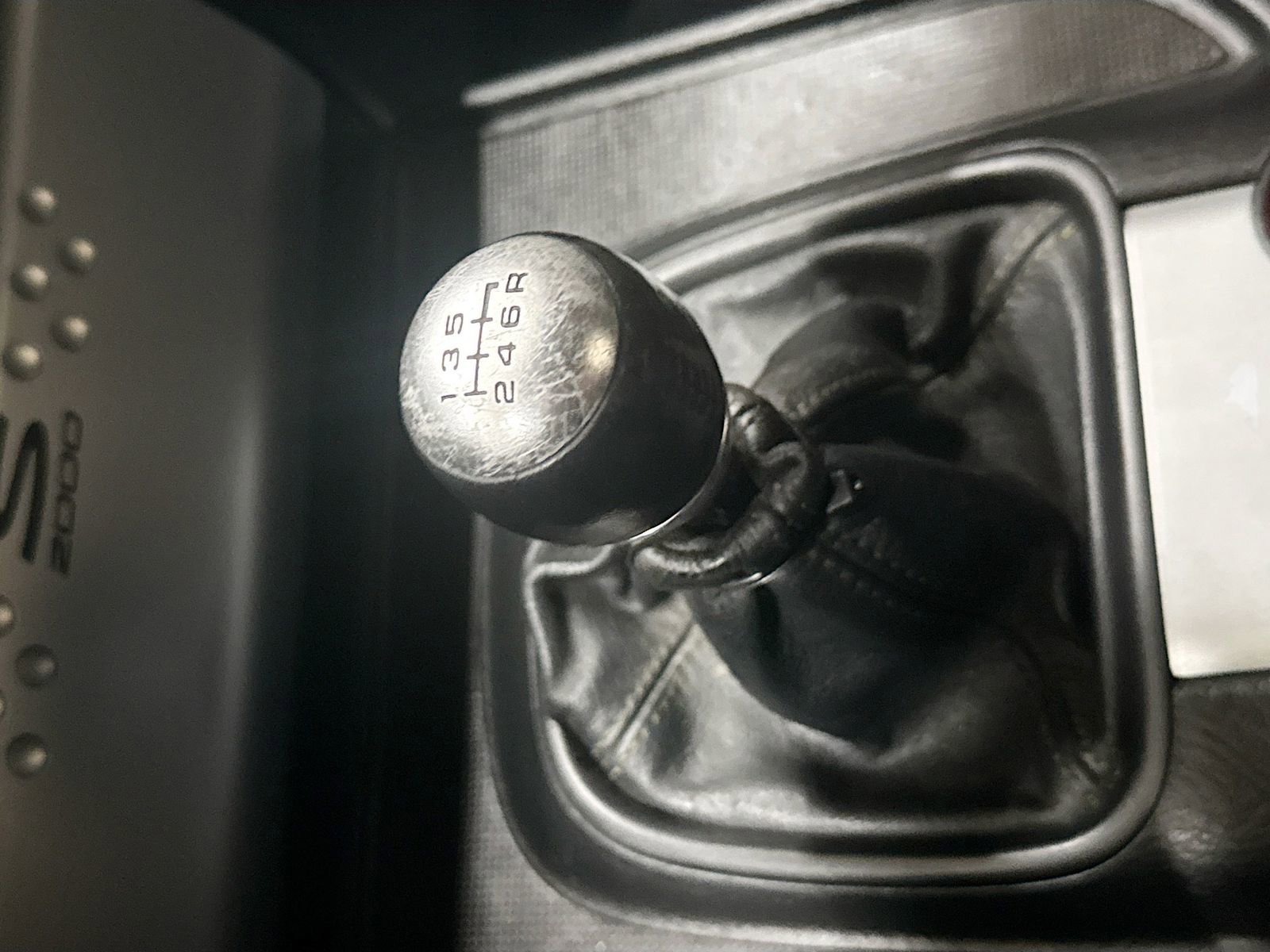 Used 2005 Honda S2000 image 16