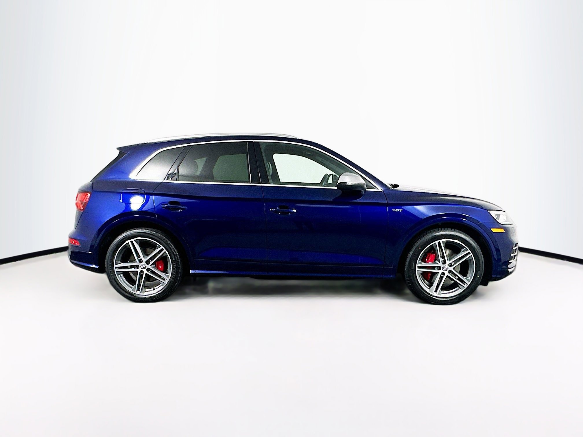Used 2018 Audi SQ5 Premium Plus w/ S Sport Package image 10