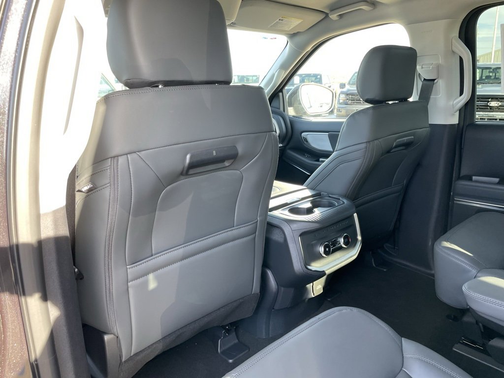 New 2026 Ford Expedition Active image 57