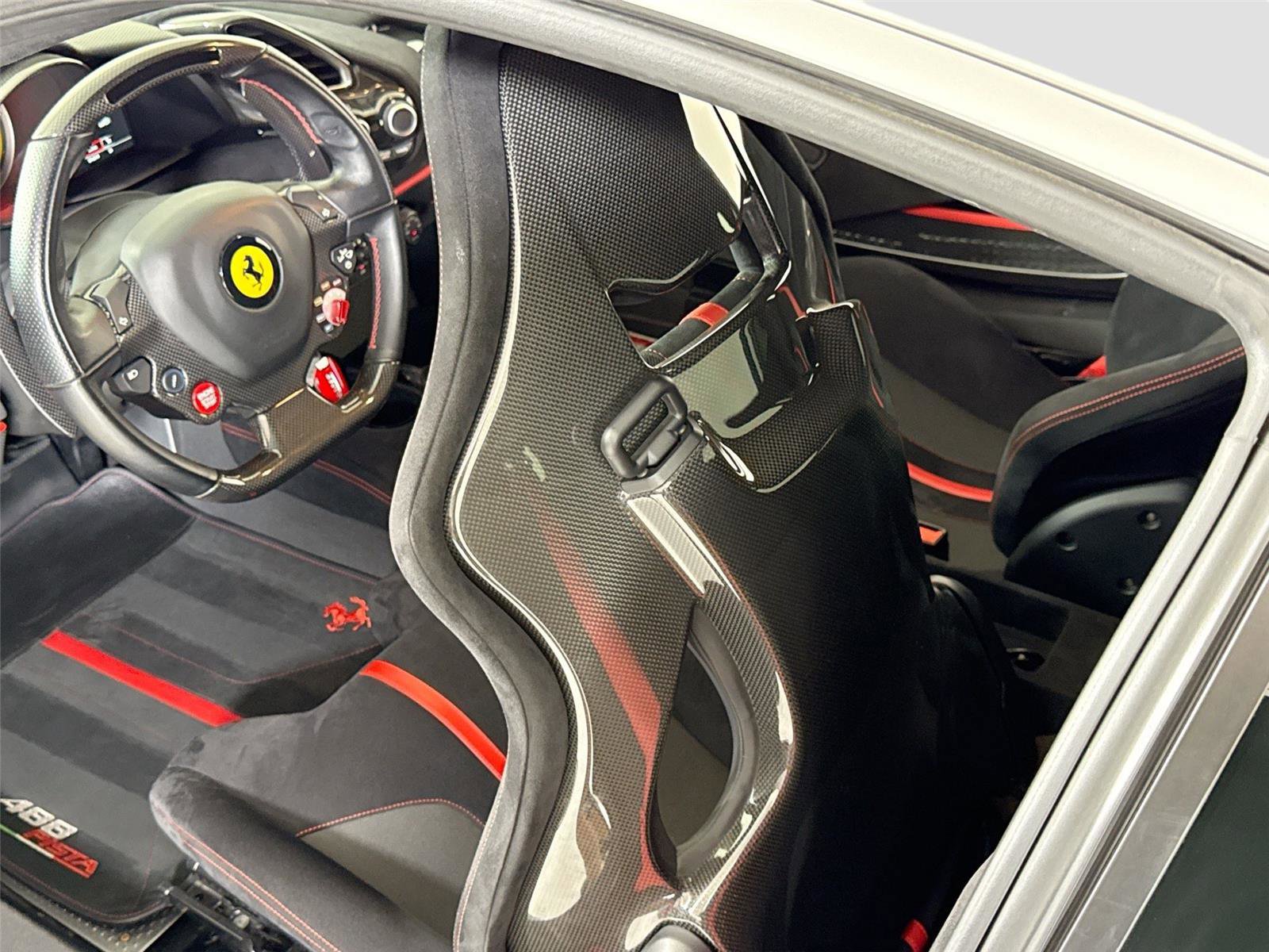 Used 2019 Ferrari 488 Pista Coupe image 17