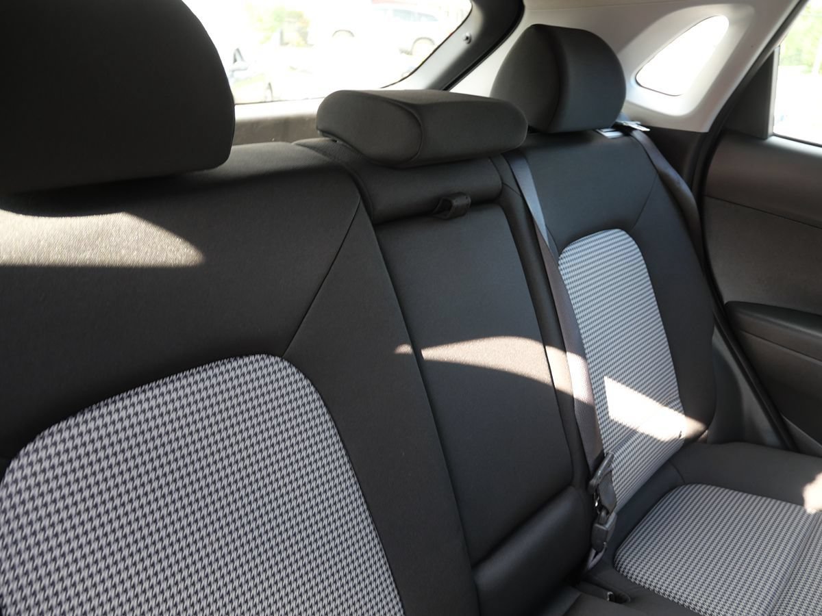 Used 2021 Hyundai Kona SE FWD image 30