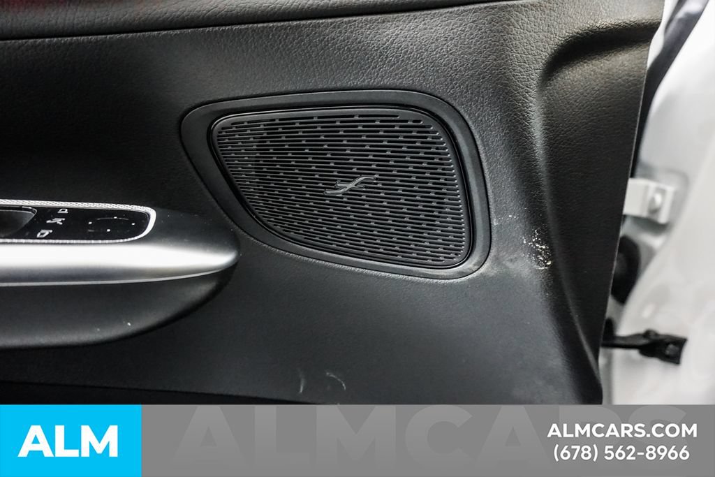 Used 2024 Mercedes-Benz GLC 300 4MATIC w/ AMG Line image 50