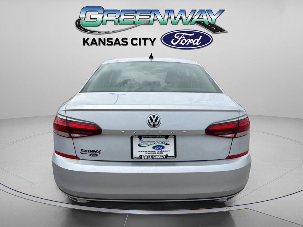 Used 2021 Volkswagen Passat 2.0T S FWD image 7