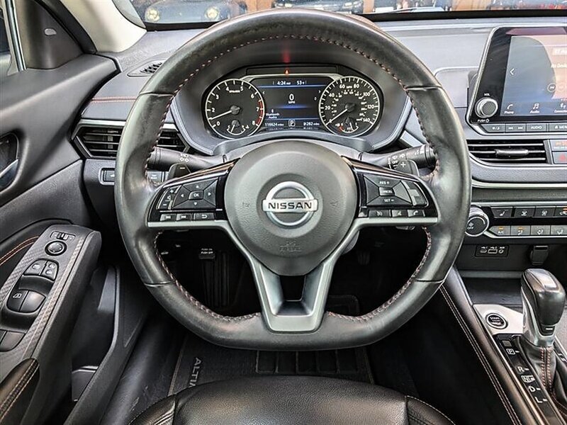Used 2021 Nissan Altima 2.5 SR w/ SR Premium Package FWD image 19