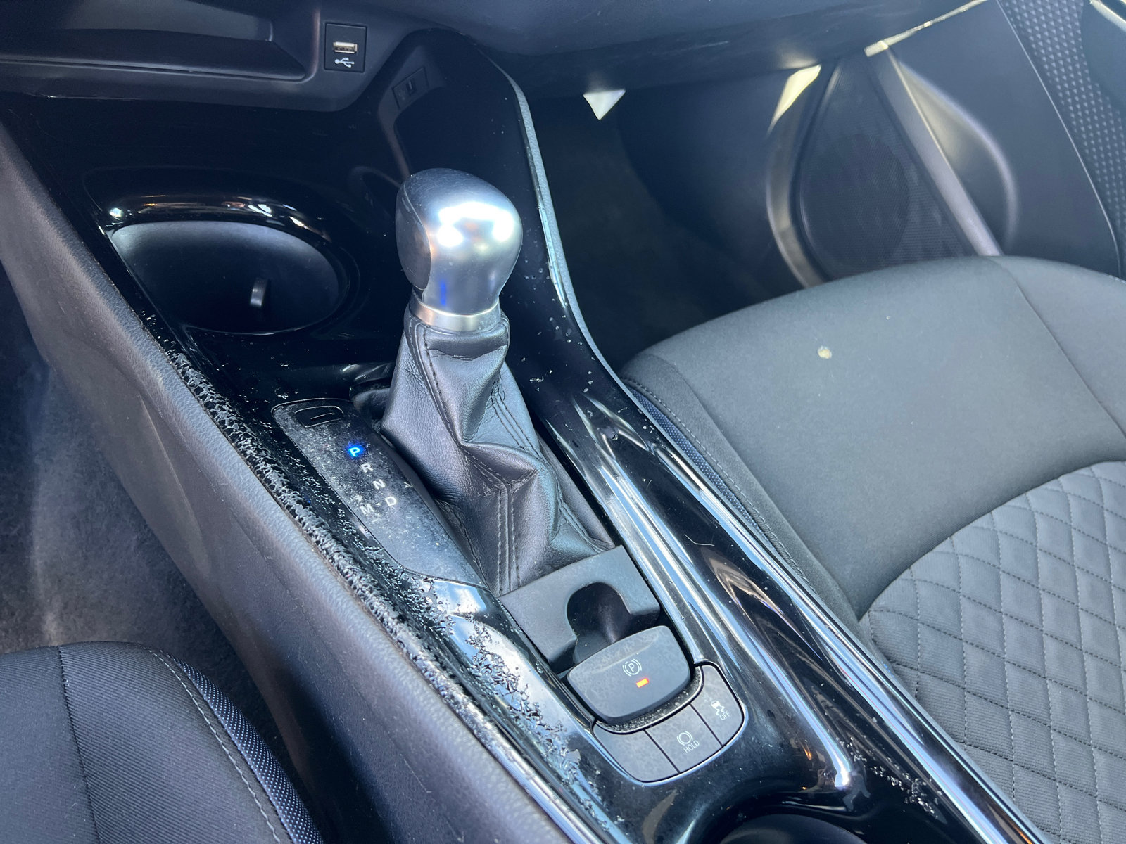 Used 2021 Toyota C-HR XLE FWD image 31