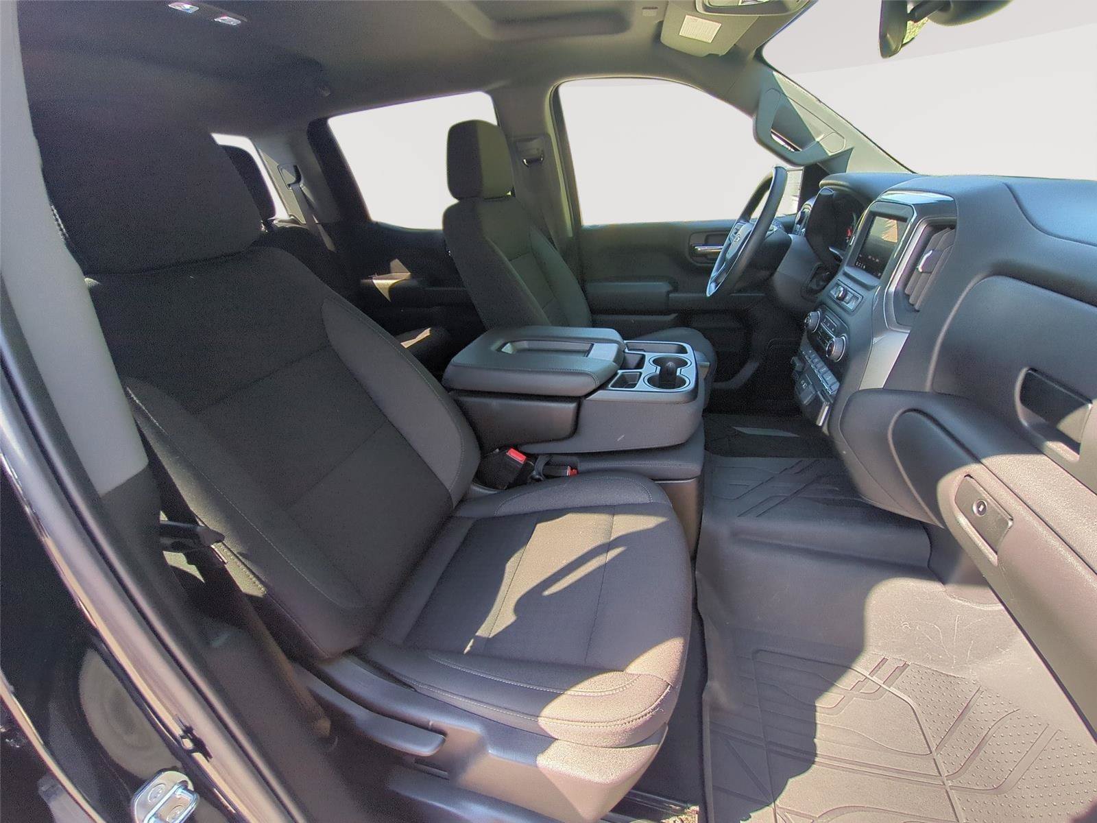 Used 2024 Chevrolet Silverado 1500 Custom Trail Boss AWD/4WD image 32