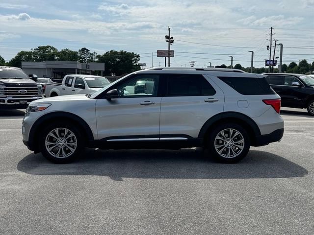 Used 2023 Ford Explorer Limited w/ Equipment Group 301A RWD image 6