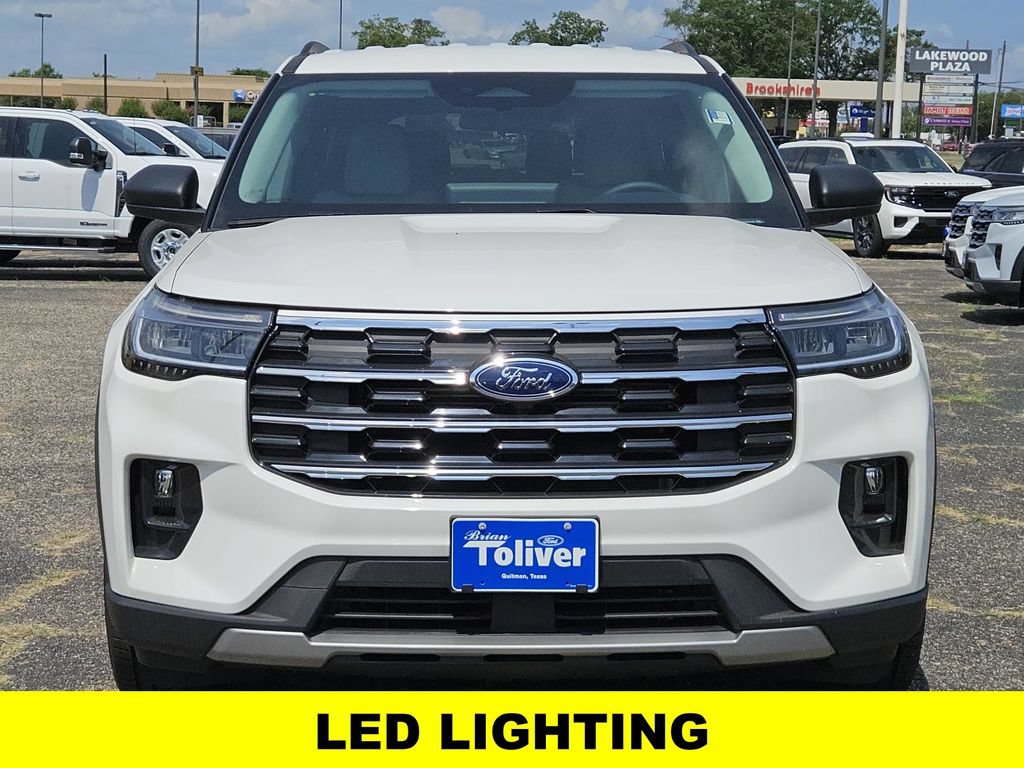 New 2026 Ford Explorer Active w/ Active Comfort Package RWD image 3