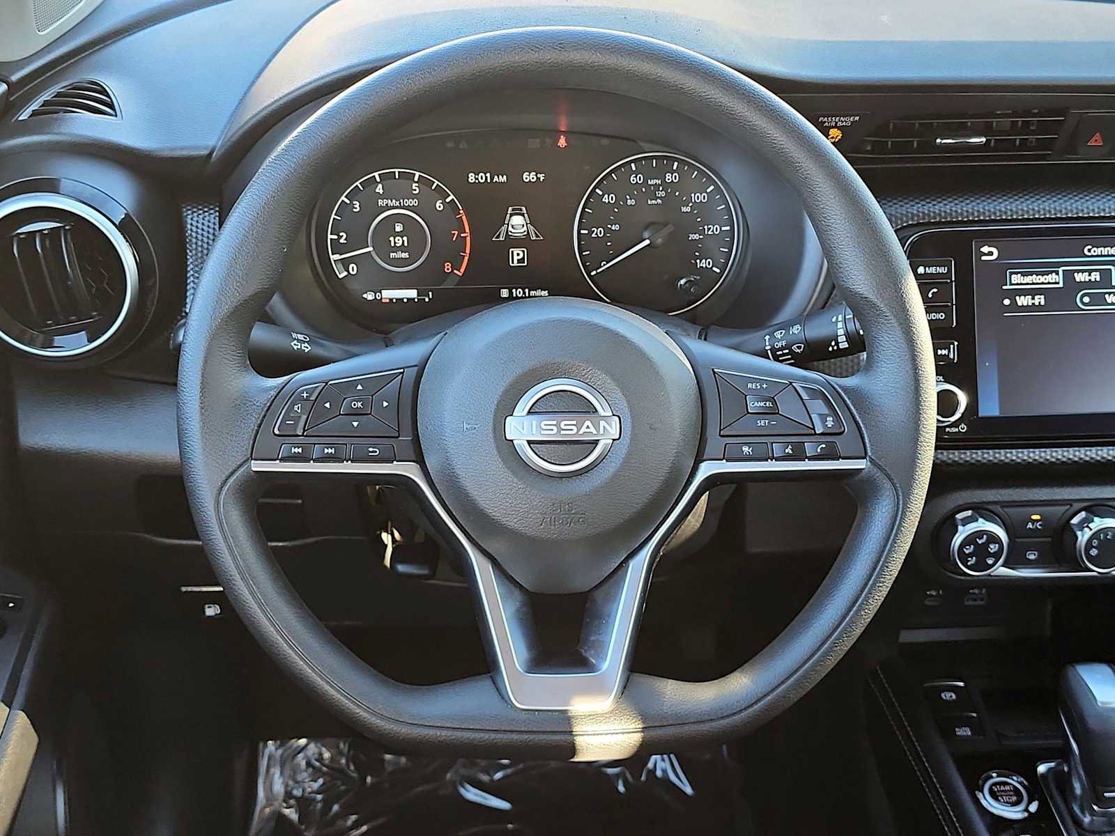 Used 2024 Nissan Kicks SV image 19