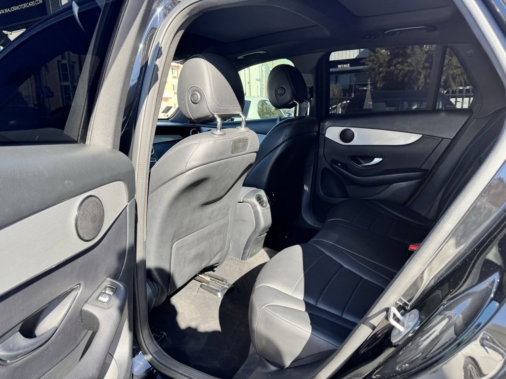 Used 2019 Mercedes-Benz GLC 300 image 33