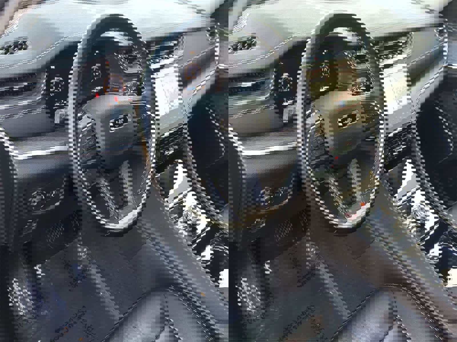 Certified 2022 Jeep Grand Cherokee L Limited image 10