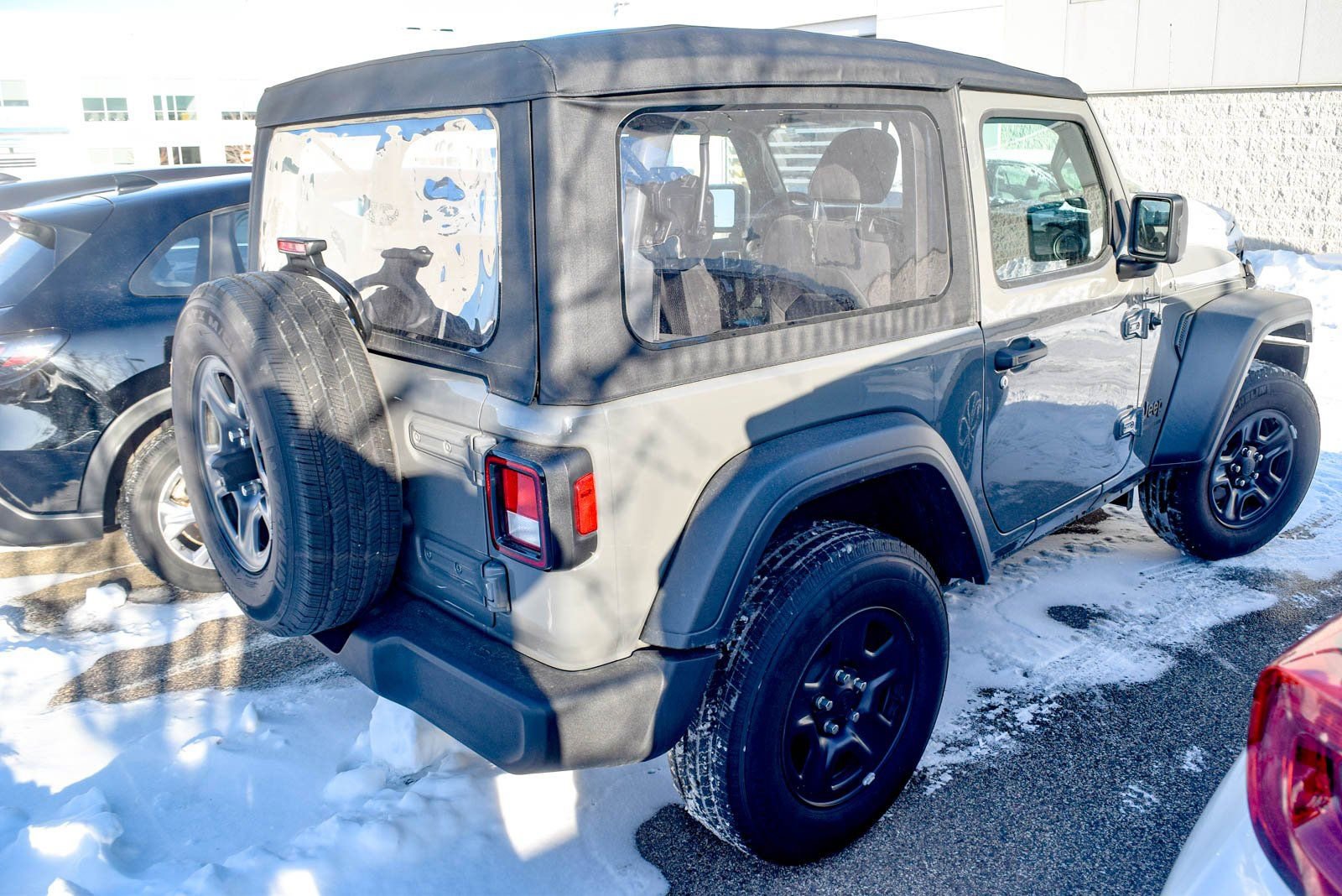 Used 2023 Jeep Wrangler Sport image 4