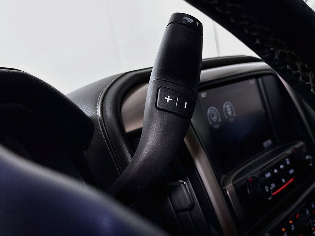 Used 2016 GMC Sierra 2500 Denali w/ Duramax Plus Package AWD/4WD image 17