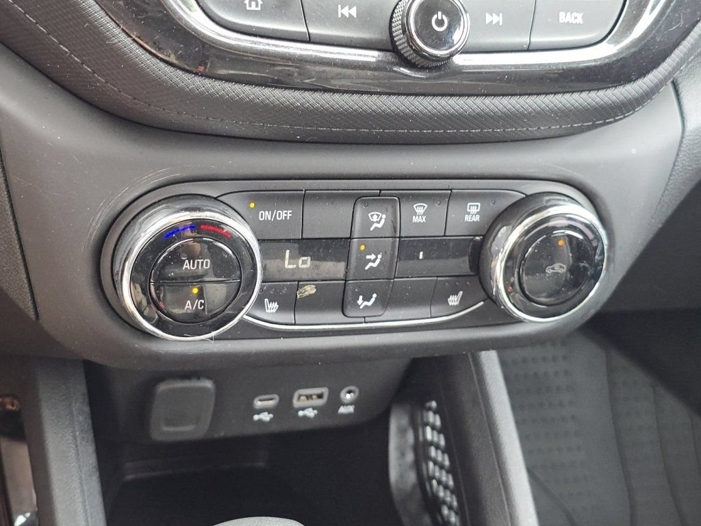 Used 2023 Chevrolet TrailBlazer LT w/ Convenience Package FWD image 28