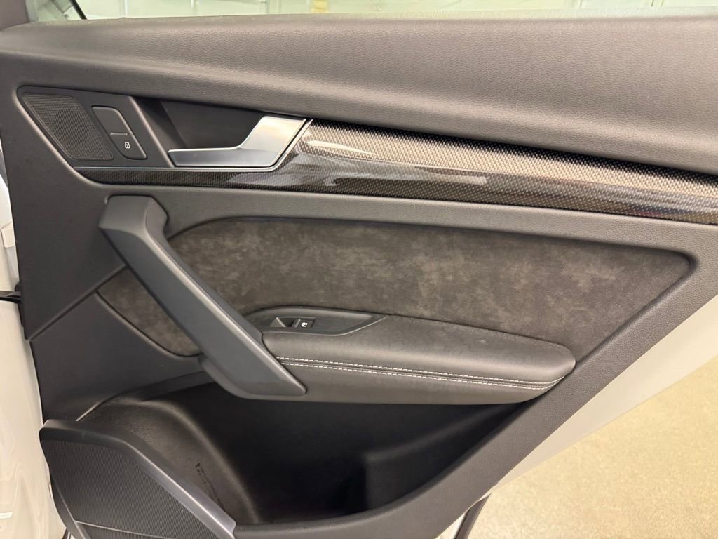 Used 2020 Audi SQ5 Premium Plus w/ Premium Plus Package image 28